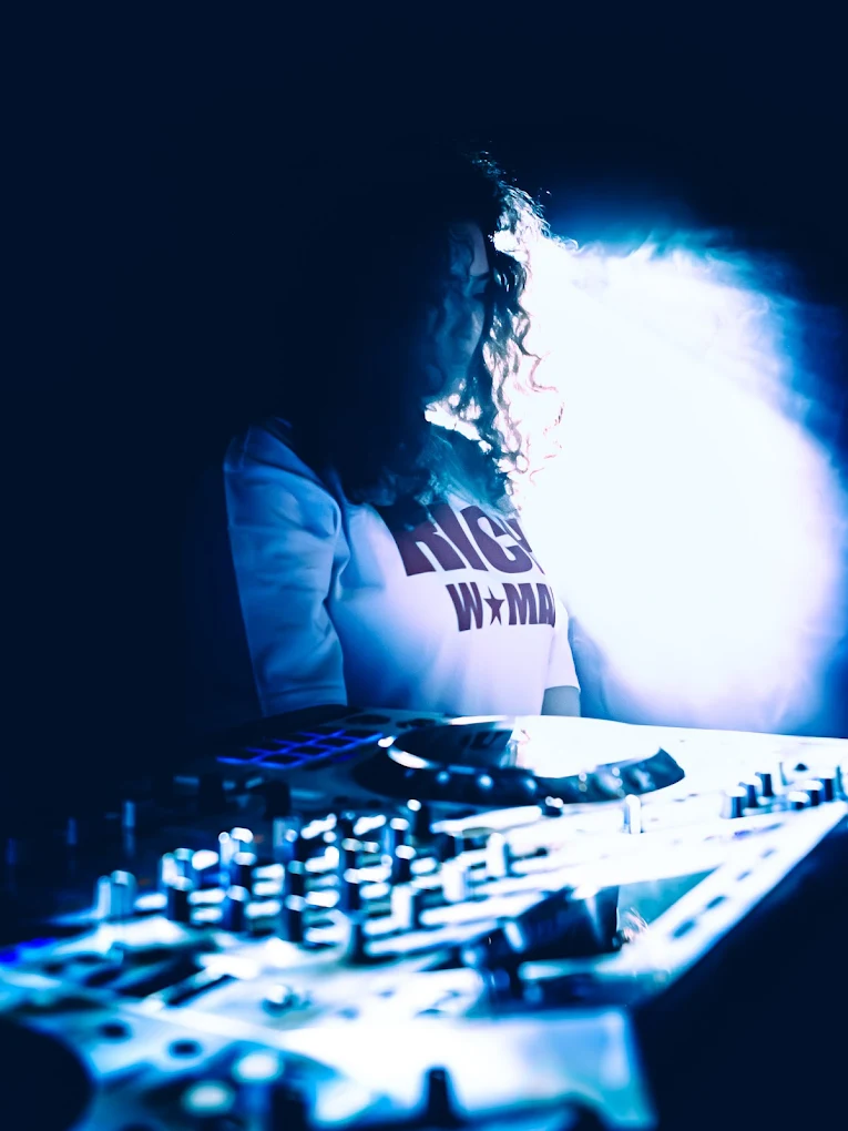 DJ CAULFIELD - Paz DJ Melbourne